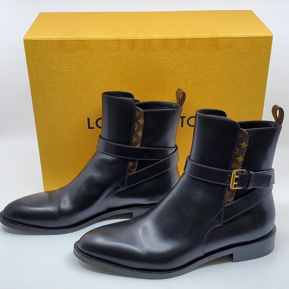 Louis Vuitton Chelsea boots